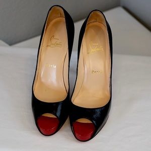Christian Louboutin Privé Open Toe Pump
